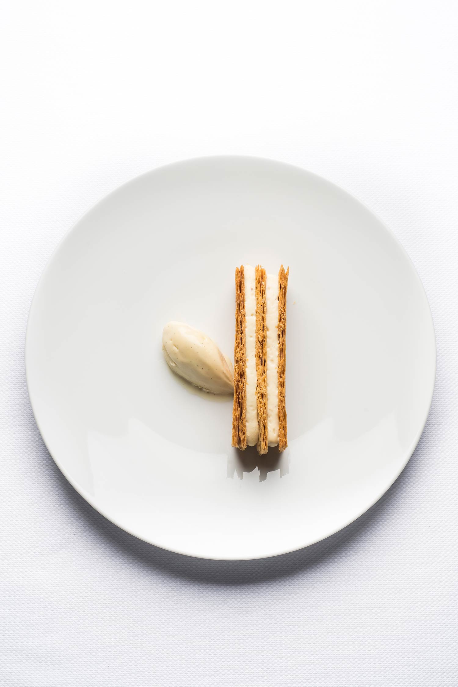Millefeuille à la vanille - Restaurant le Grand Saint-Michel